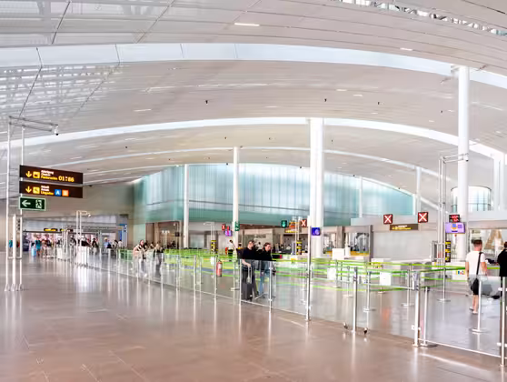 Terminal dell'aeroporto di Tenerife Sud